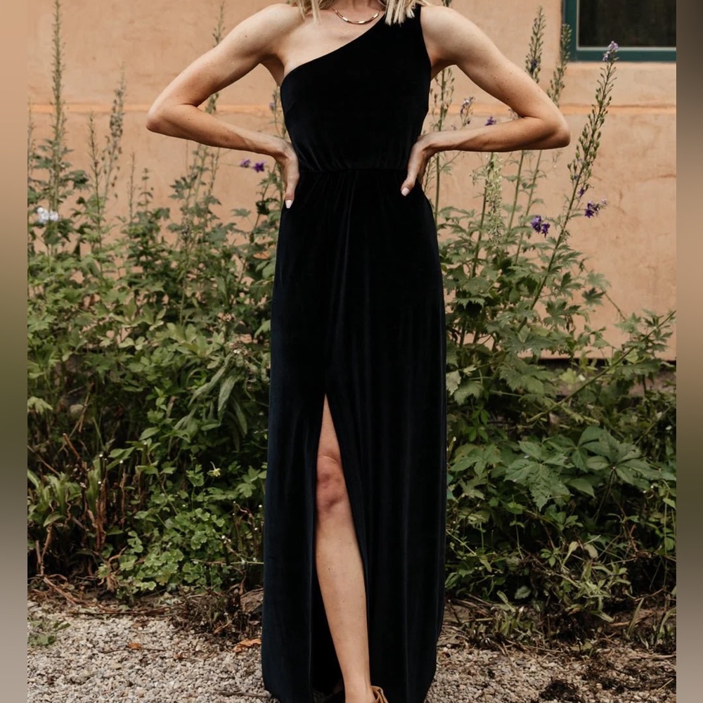 Baltic Born One Shoulder Black Velvet Maxi Dress